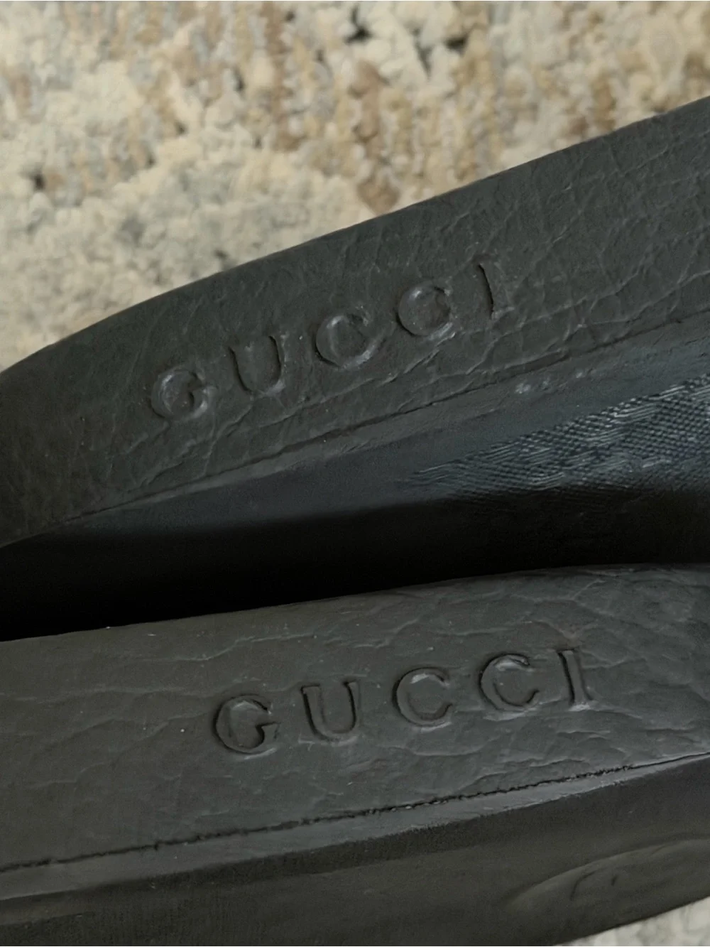 💯 Authentic Gucci Slide Sandals with Green and Red Stripes